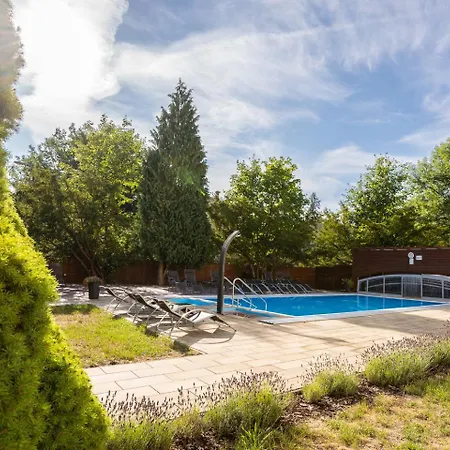 Esplanade, Dependance Monti 4* Франтишкови-Лазне