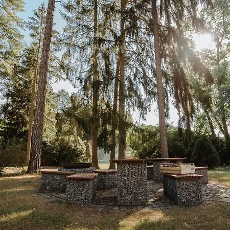 Szálloda Esplanade, Dependance Monti Františkovy Lázně