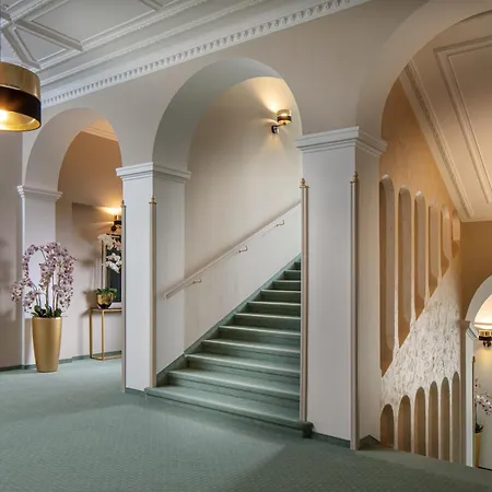 Szálloda Esplanade, Dependance Monti