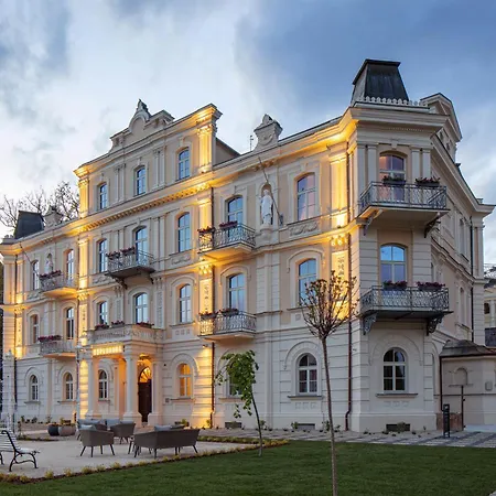 Esplanade, Dependance Monti Szálloda 4*