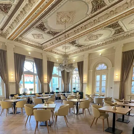 Szálloda Esplanade, Dependance Monti