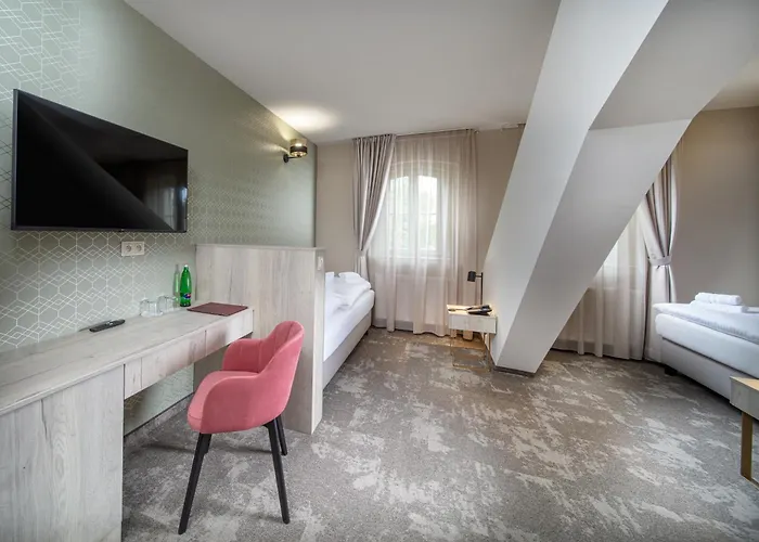 Hotel Esplanade, Dependance Monti Františkovy Lázně